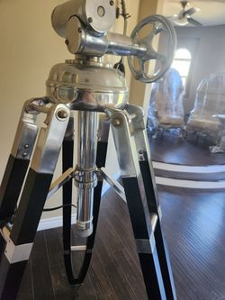 Rh Lamp