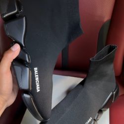 BALENCIAGA