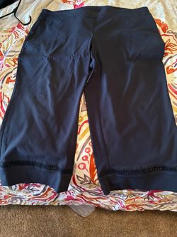 Navy Blue Capri Leggings with cut out Trim