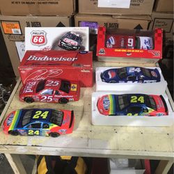 Cast Iron 1-24 Scale Race Cars. 