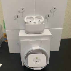 AirPods Pro 2 (NEGOTIABLE)