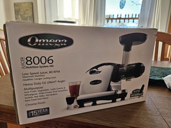 Omega Juicer