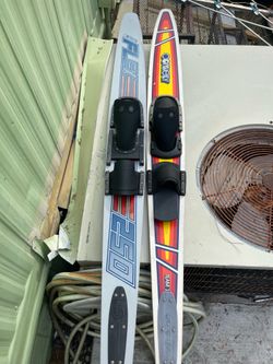 Vintage skiis
