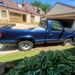 2000 Chevrolet S-10