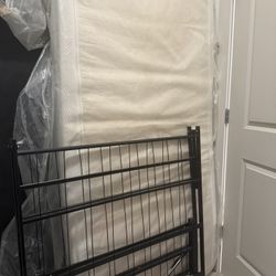 Mattress With Bed Frame 