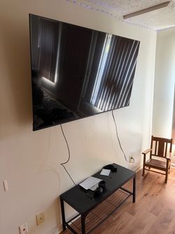 75 inch Roku TV