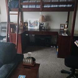 $250 Beautiful Bunk Bed with  Desk and Desk Chair. New Condition