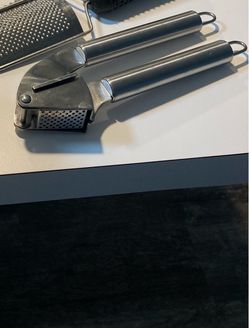 Garlic press