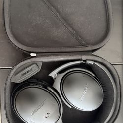 Bose QuietComfort 35 Wireless Headphones, Noise Cancelling - Black