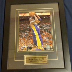Kobe Bryant Frame