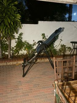 Inversion table
