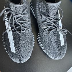 Adidas Sneakers Size 7