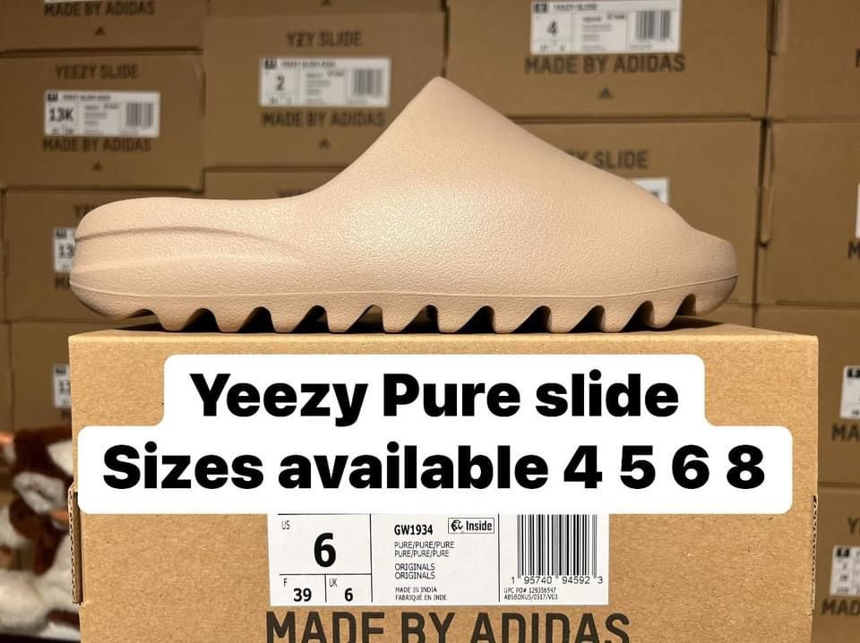 Yeezy Slide Pure