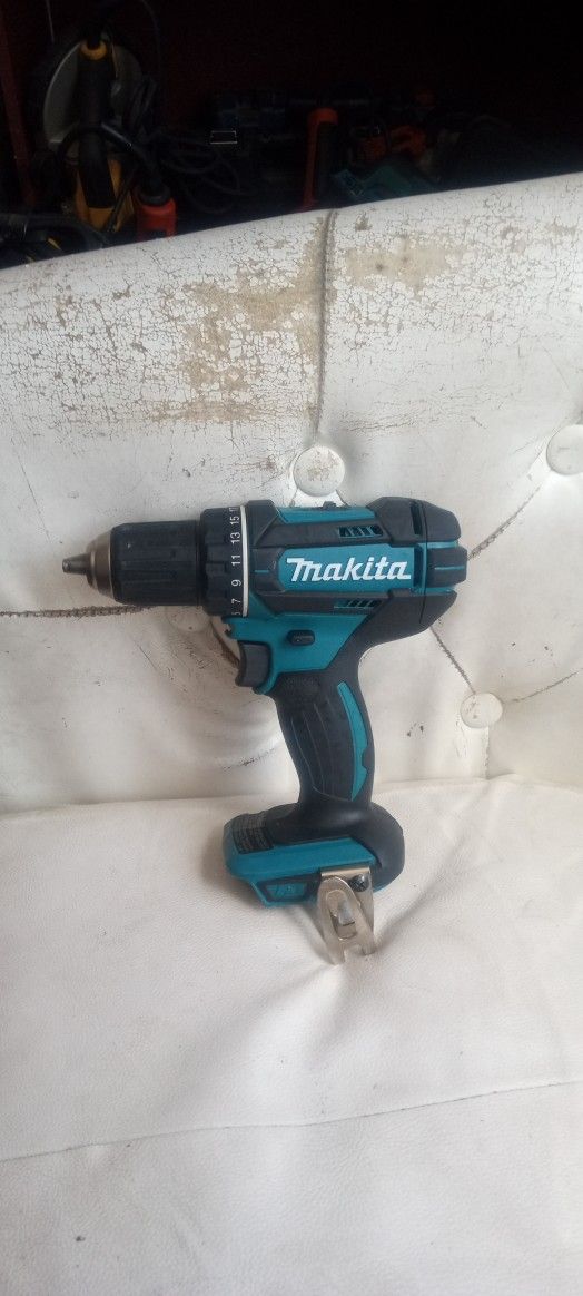 Drill Makita LXT