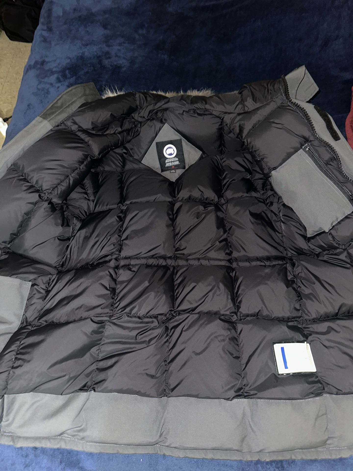 CANADA GOOSE LANGFORD HERITAGE PARKA SIZE MEDIUM WITH FUR