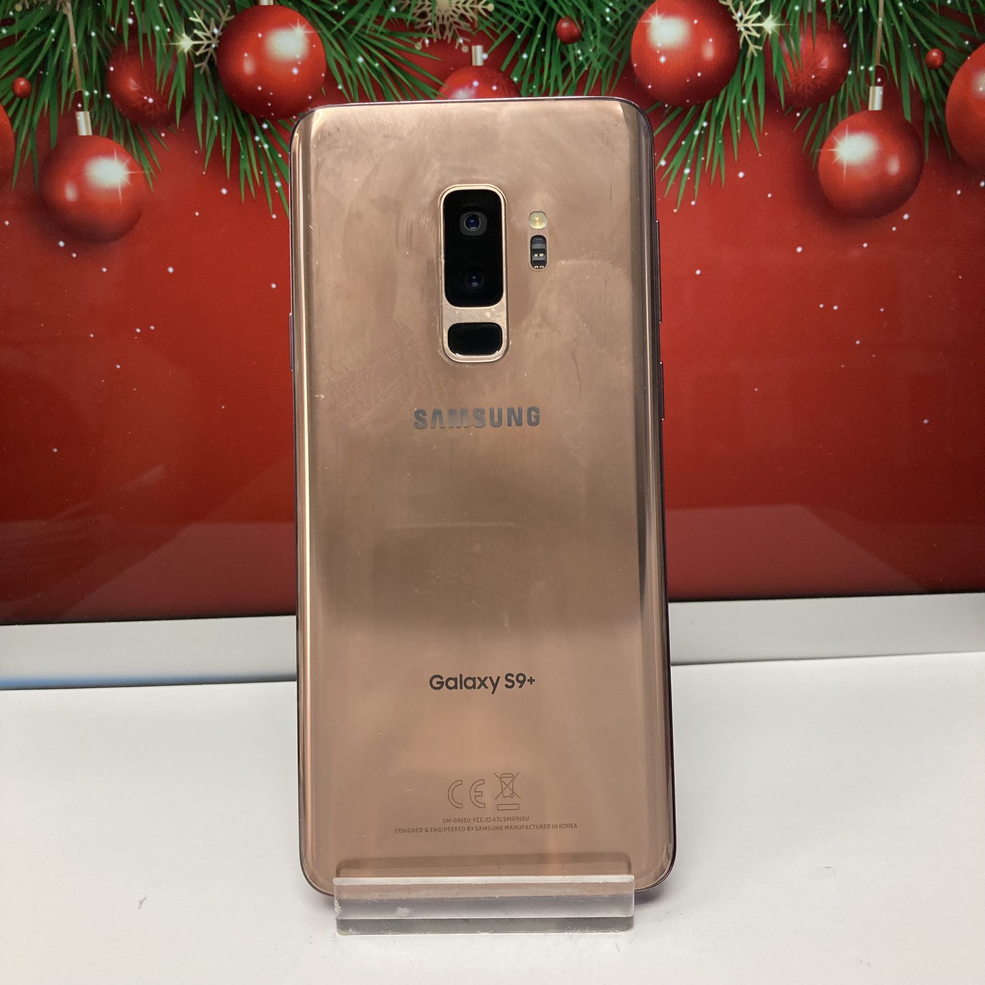 Samsung Galaxy S9 Plus, 64 gb, Comes with store warranty along with charger and cable 