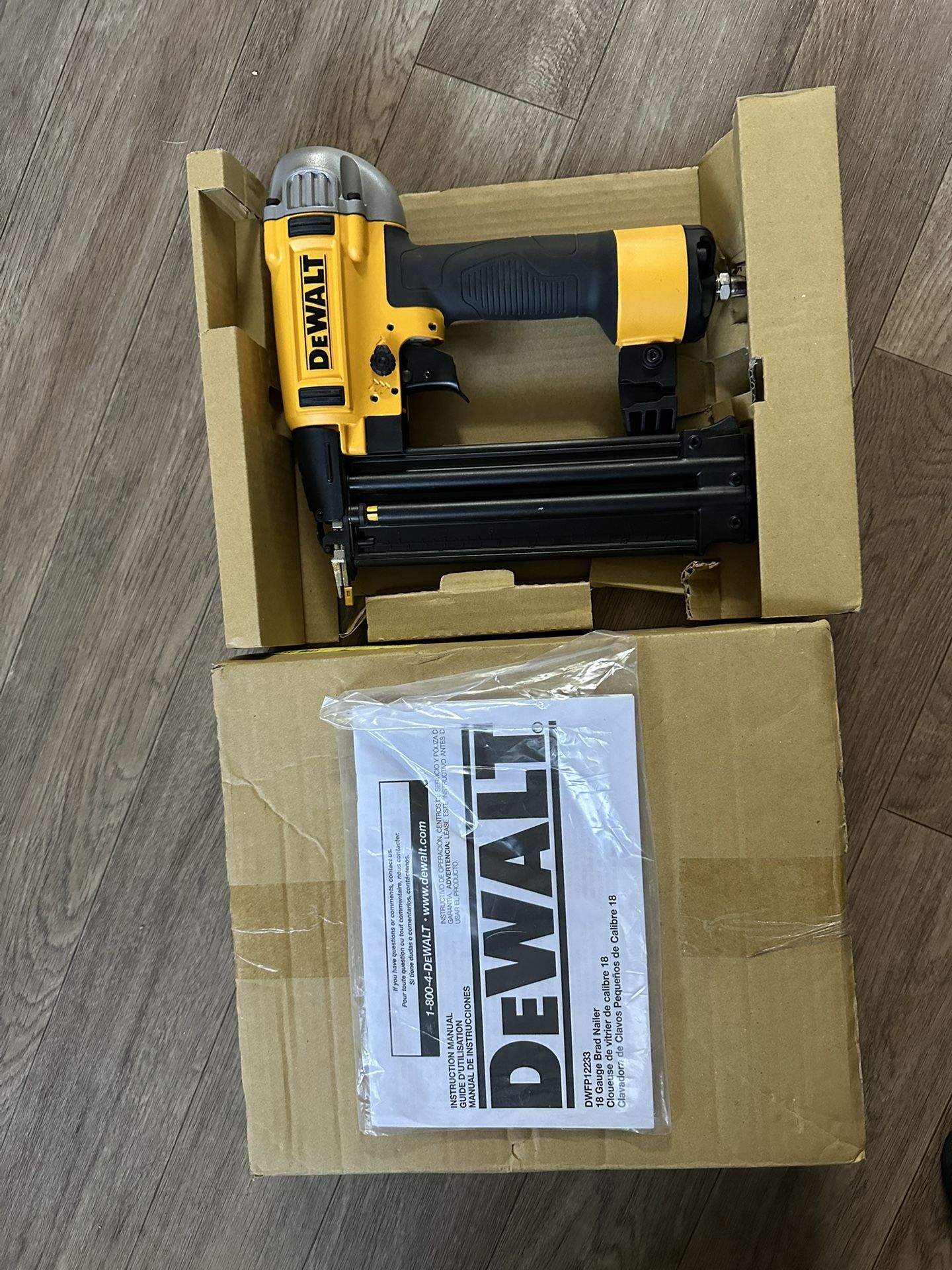 Dewalt 18 Ga Nailer Pneumatic. Used In Really Good Condition!!!!!…$79