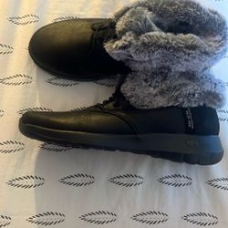 Skechers