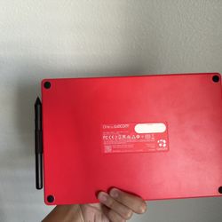 Wacom One by Wacom Medium Pen Tablet