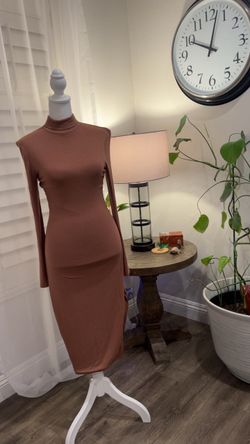 Women’s dress