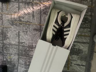 Bad Bunny Adidas Size 7 