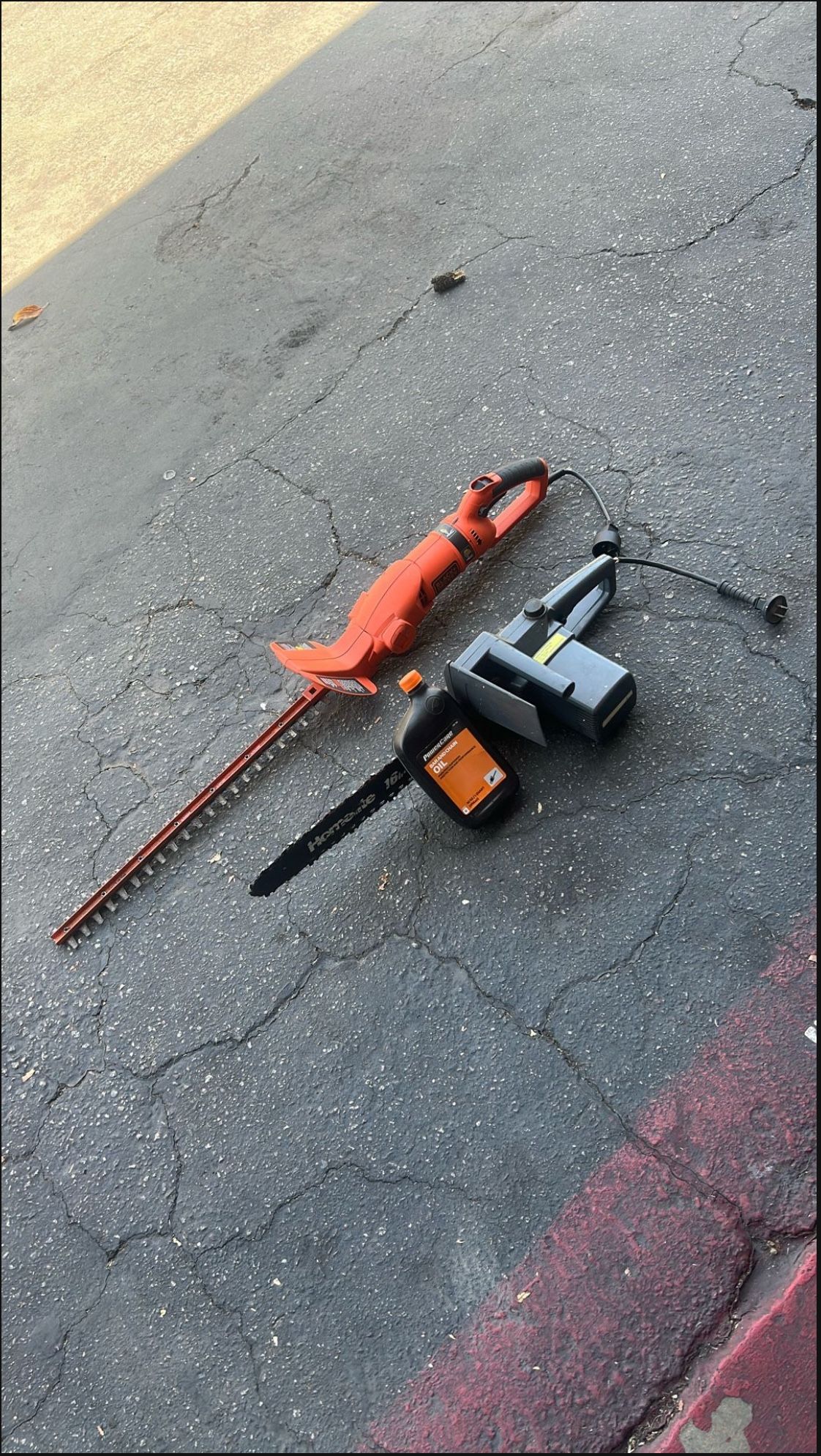 Hedge Trimmer And Chain Saw