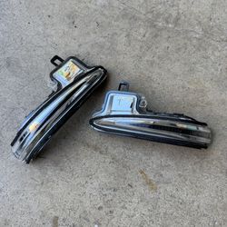 Toyota Tacoma Mirror Turn Signals