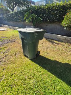 city of pomona 95 evr toter trash can