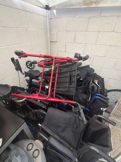 Manual Folding Wheelchairs & Rollator Walkers - $30-$40 Each (Bundle Discount!)⁠
