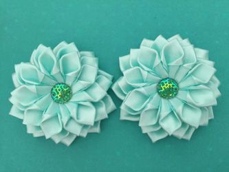 Beautiful hair bows