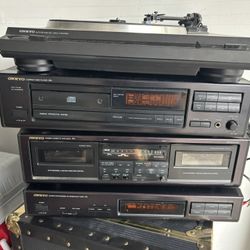 Turntable-receiver Cassette Player