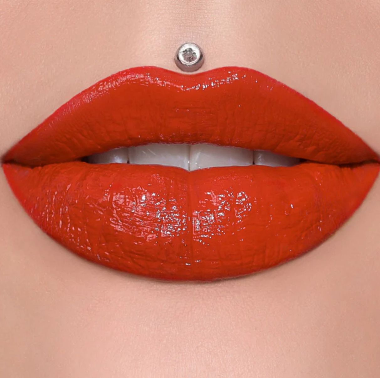 Jeffree Star Supreme Gloss *EVERYBODY KNOWS*