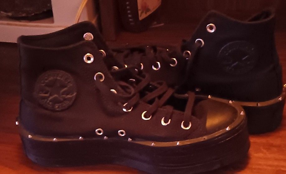 Converse Size 8.5 Spiked Black High Tops