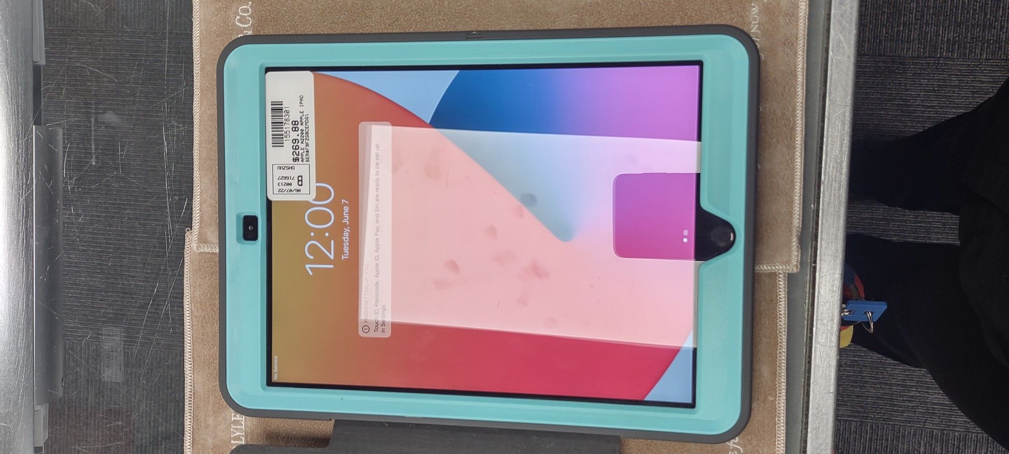 Apple Ipad Table