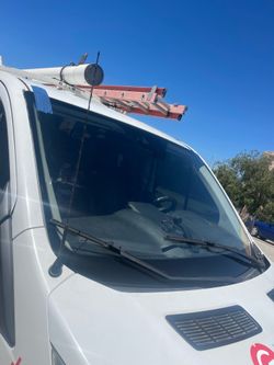 Auto glass