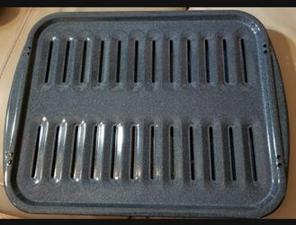 Roasting Pan!   Never Used.
