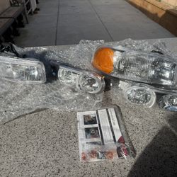 2000 GMC Headlights 