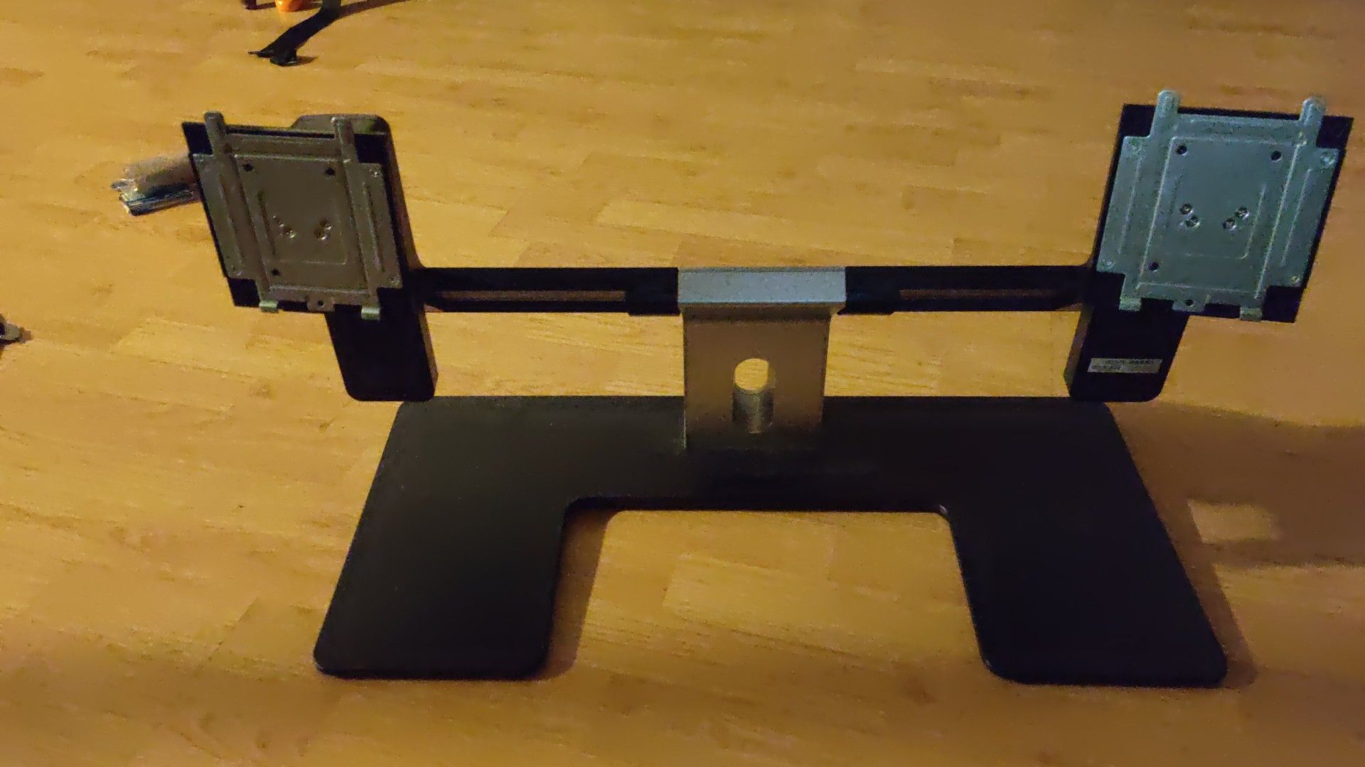 Dell Dual Monitor Stand - Model MDS14A