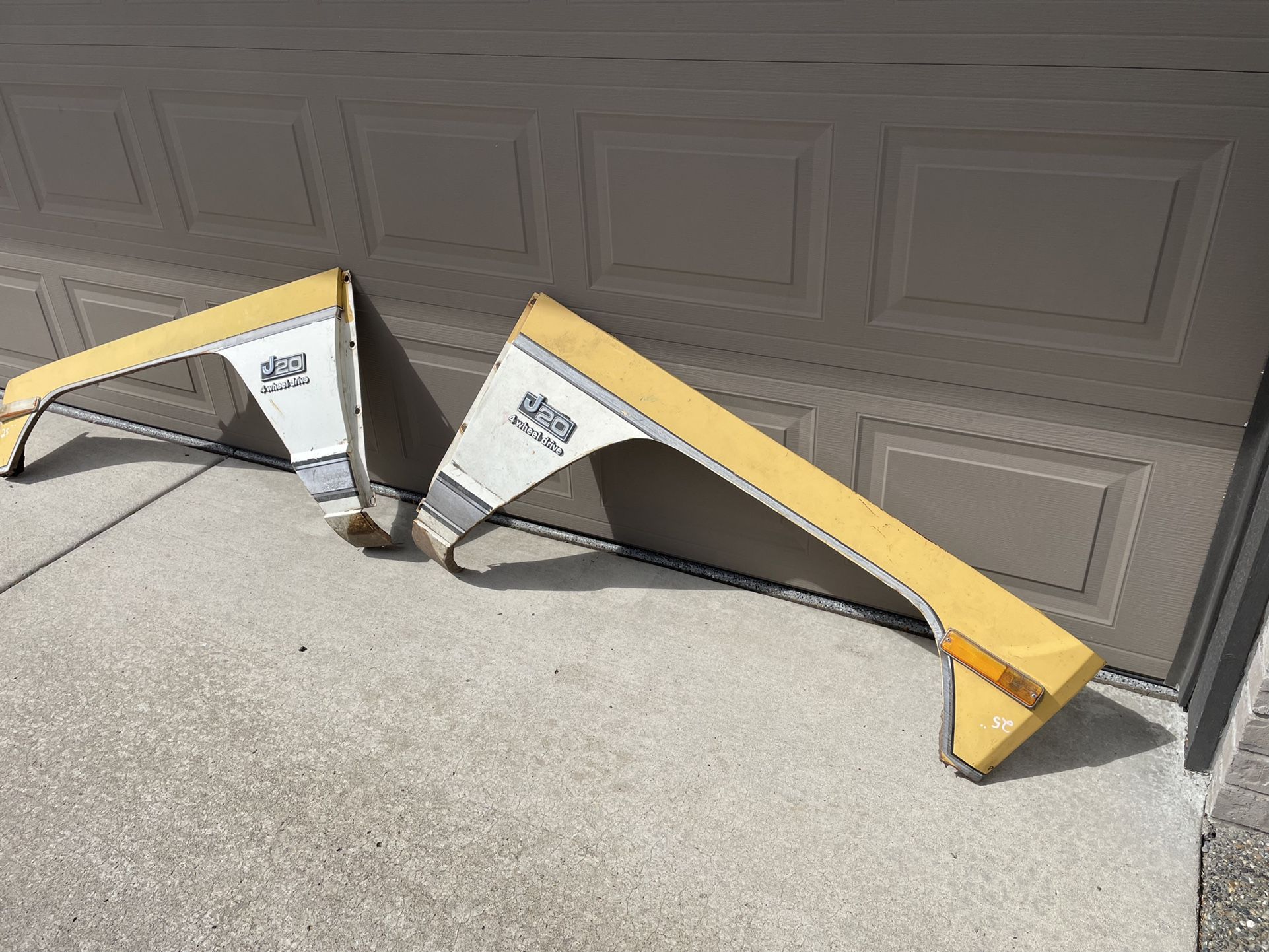 Jeep J20 Fenders Right Fender Left Fender 4x4 Truck