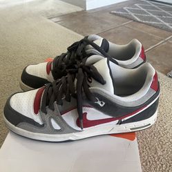 NIKE 6.0 ZOOM ONCORE 2 SHOES SIZE 10 BARELY WORN EXCELLENT CONDITION