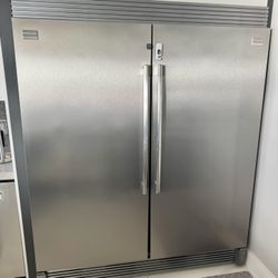 Frigidaire Professional Refrigerator & Freezer 