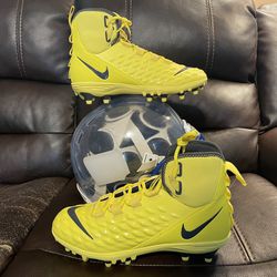 🏈 Nike Force Savage Varsity 2 Mid Yellow Football Cleats NFL             [SIZE10.5]         PRICE NEGOTIABLE    MAKE AN OFFER 