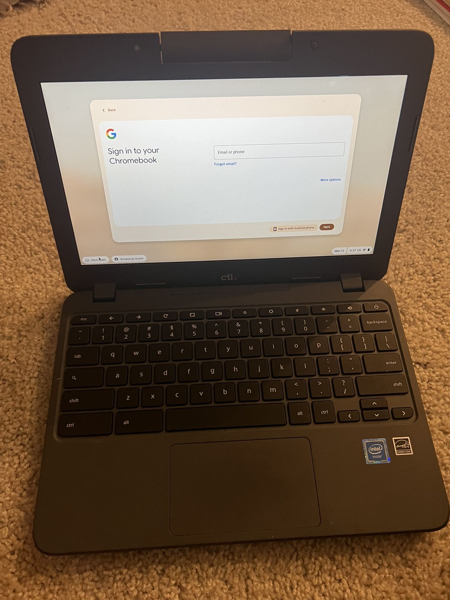 Chromebook Computer