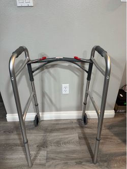 Walker- Adjustable