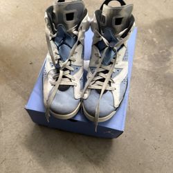 Jordan 6 UNC
