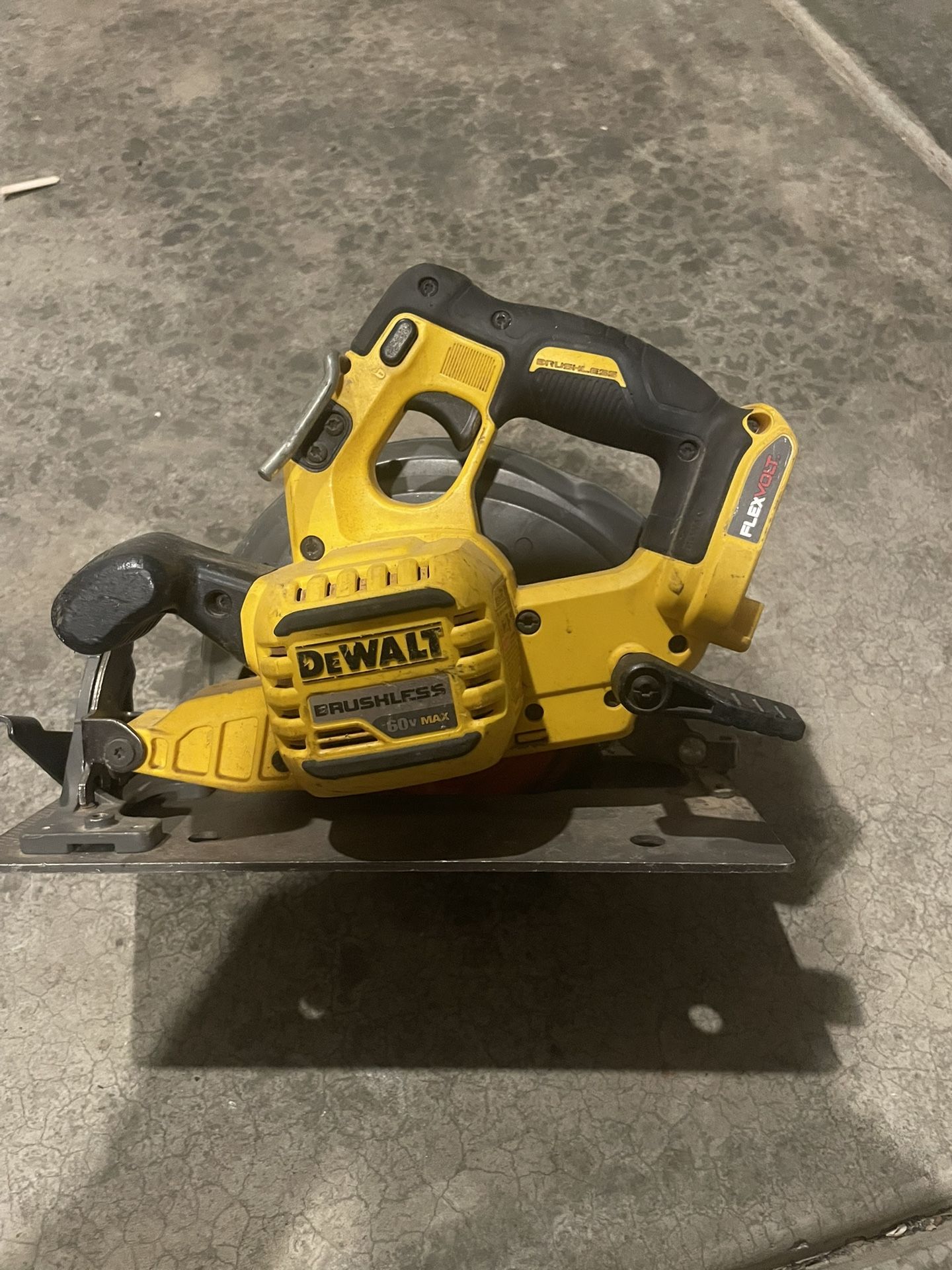 DeWALT circular