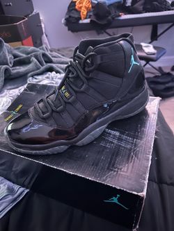 Gamma 11 Jordan’s size 10.5 200$