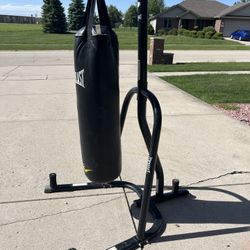 Punching Bag And Sit Up Work Out Bench