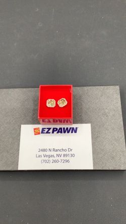 10 KT nugget earrings