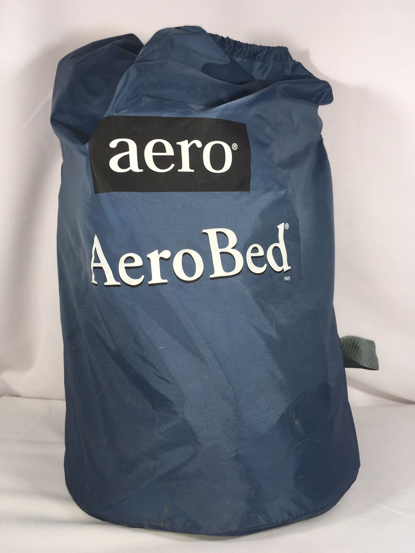 AERO BED W/BUILT-IN PUMP & MATTRESS COVER “TWIN SIZE” Excellent Condition